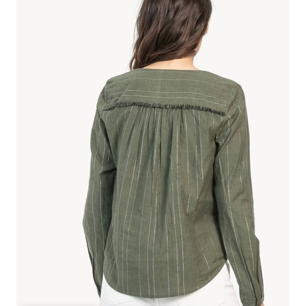 NWT - Lilla P Crossfront Silver Sage Blouse - Picture 5 of 9